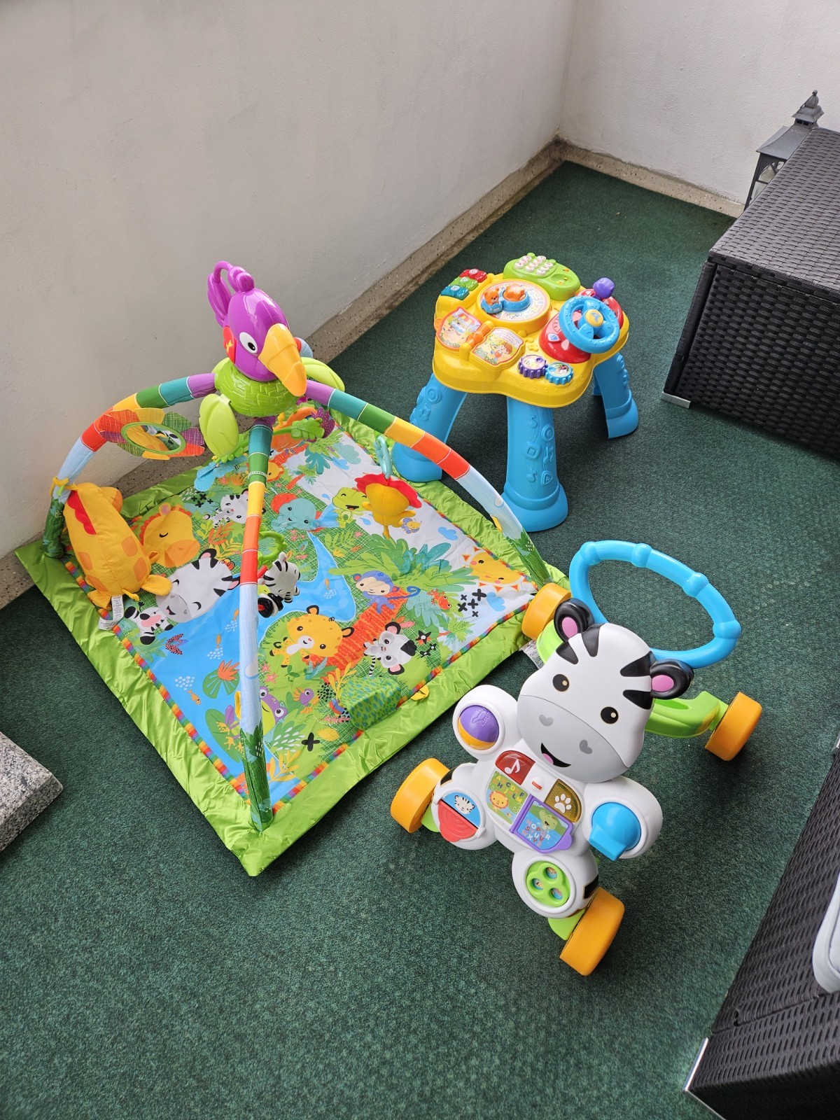 3 Babyspielzeuge mit Licht, Musik und Sound