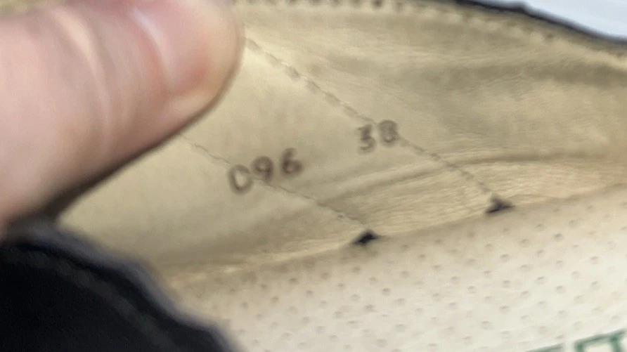 Zueco para mujer El Naturalista Yggdrasil Mary Jane cuero negro EU 38 US 8 Foto 2 de 4