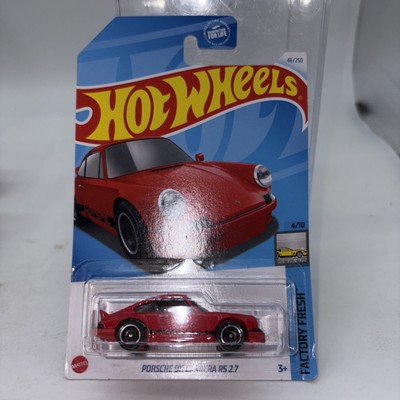 Hot Wheels 2024 #46 Factory Fresh Porsche 911 Carrera RS 2.7 – Modellino Giallo 1:64