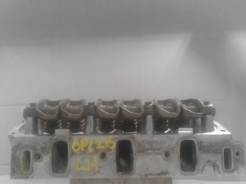 Culata Dodge Caravan 1994-1997 3,8 L V6 4621510 Foto 4 de 4