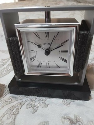 Citizen 5'' Desk Clock  Silver/Black  Mantel Clock Brand New In Box
