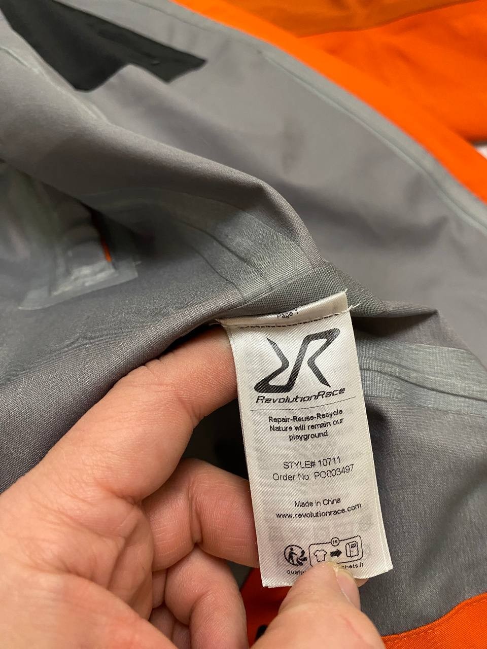 Men's  Revolution Race Silence Proshell 3L Jacket Size 3/4XL image 8