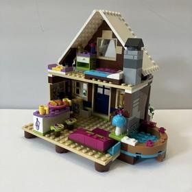 Lego Friends 41323 Snow Resort Chalet & 41321 Off-Roader w Minifigs & Dog Lot