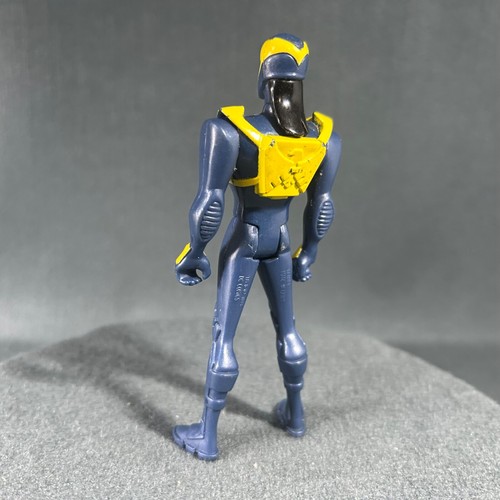 DC Comics Batman Nightwing 4.5 Inch Action Figure 1998 Kenner - Picture 12 of 20