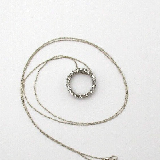 10K White Gold 25 Diamond Circle Pendant Necklace 19.5" [N110]