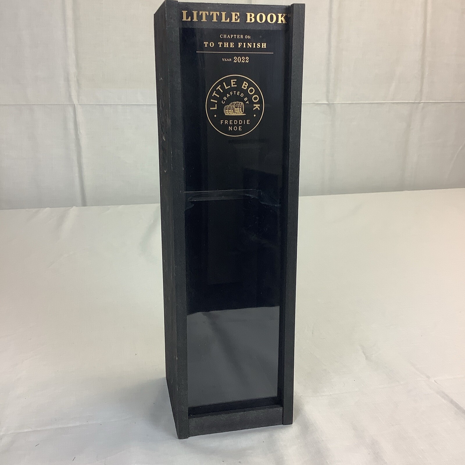 BOOKER’S Bourbon Freddie Noe Little Book Wooden Box 4x4x14  2022