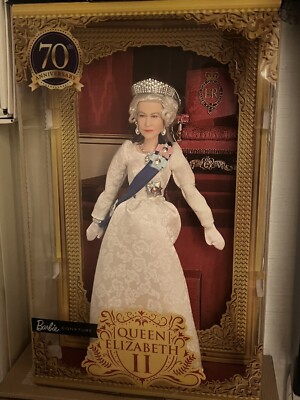 Queen Elizabeth II Platinum Jubilee 2022 Britannia Pound Queen In Hat