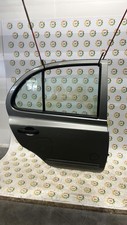 Porte arrière et accessoires Nissan MICRA