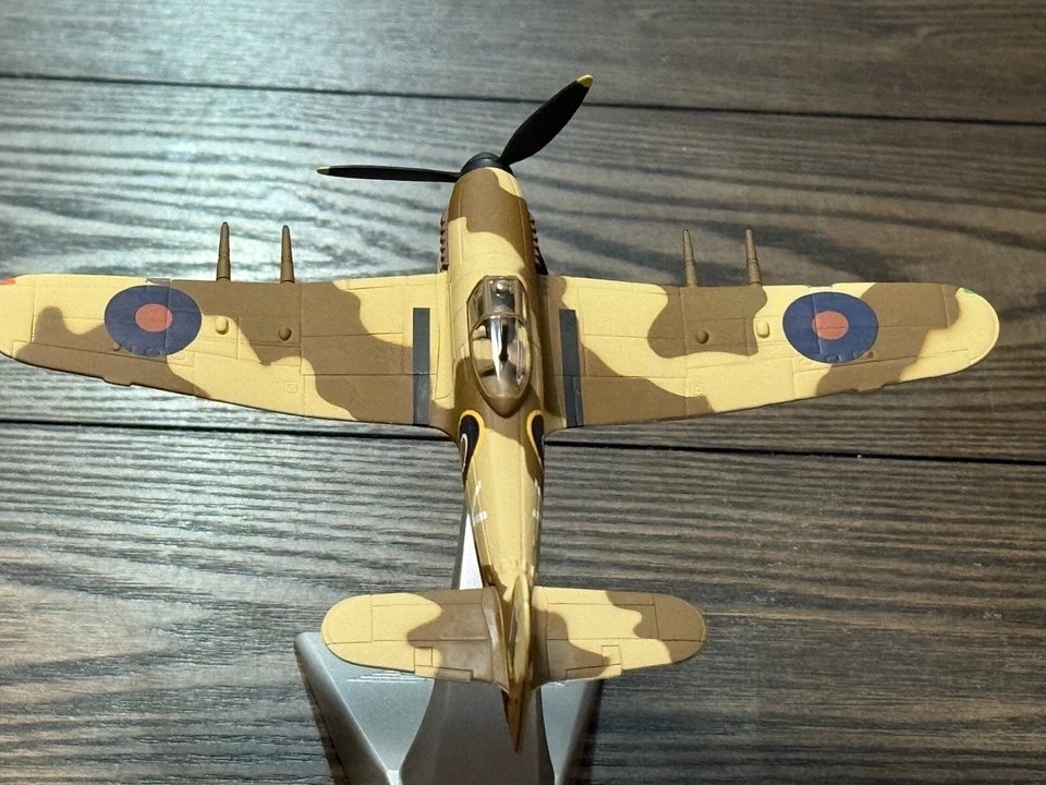 Corgi AA36501 1:72 Hawker Typhoon Mk.IB - DN323, 451 SQN, Egypt - Image 3 of 4