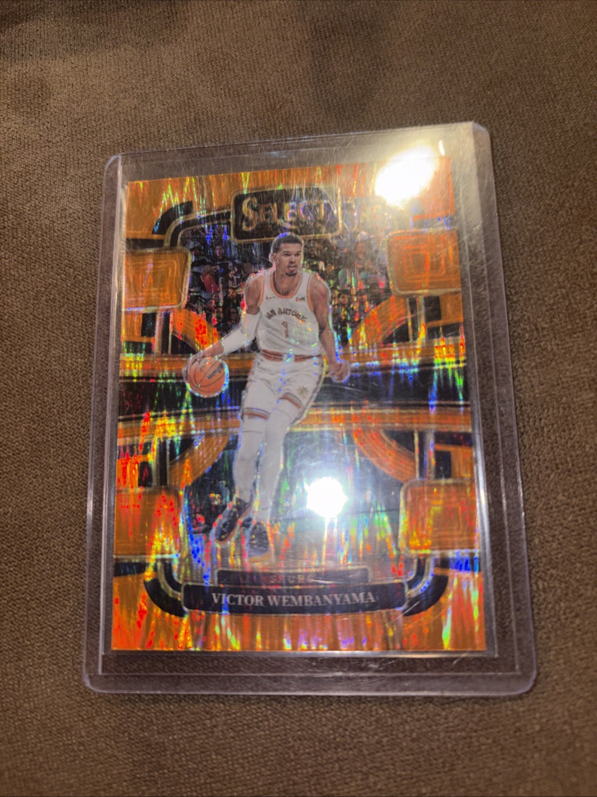 2023-24 Panini Select - Concourse Victor Wembanyama #87 Orange Flash Prizm (RC)