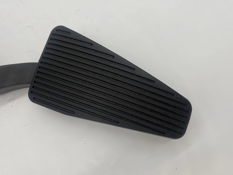 09-18 Dodge Ram 1500 2500 Gas Pedal Assembly Sensor 68043161AC *TESTED WORKING* - Image 2 of 4