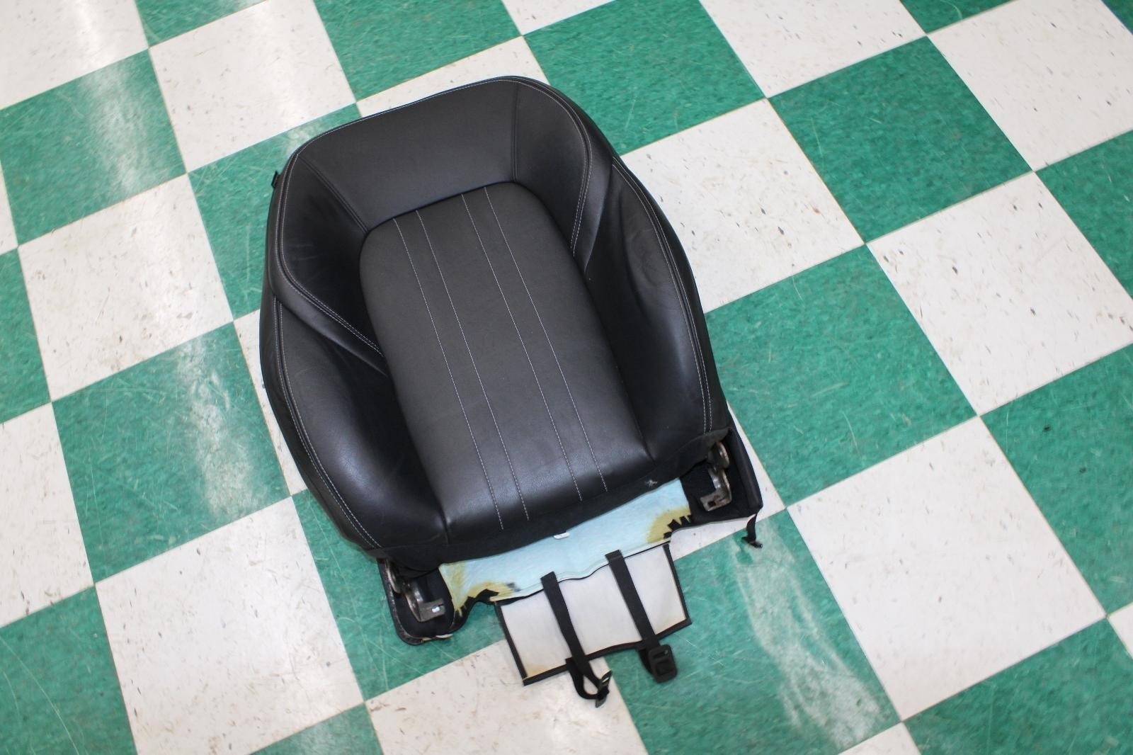 ⚠️NOTE⚠️ 14-17 Ghibli Black Leather Front Passenger RH RF Seat Upper Cushion OEM