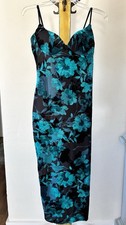 Windsor Women's Green and Black Velvet Floral Dress Size Medium