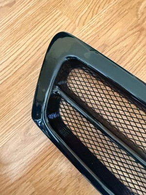 TOM'S TOMS GRILL EMBLEM LIGHT UP EL CHASER JZX100 TOURER V 6N9 1JZ
