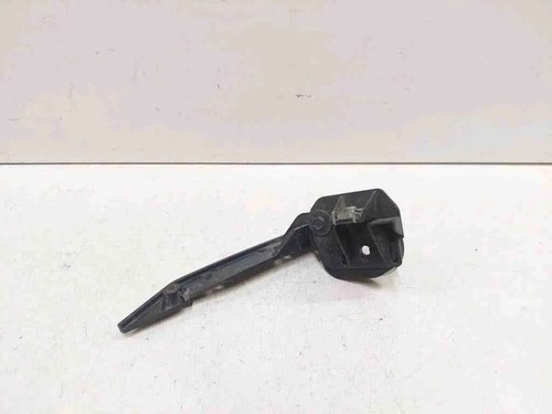 BMW 3 E90 Scheinwerferhalter links 7058447 1.80 Petrol 2005 32724448