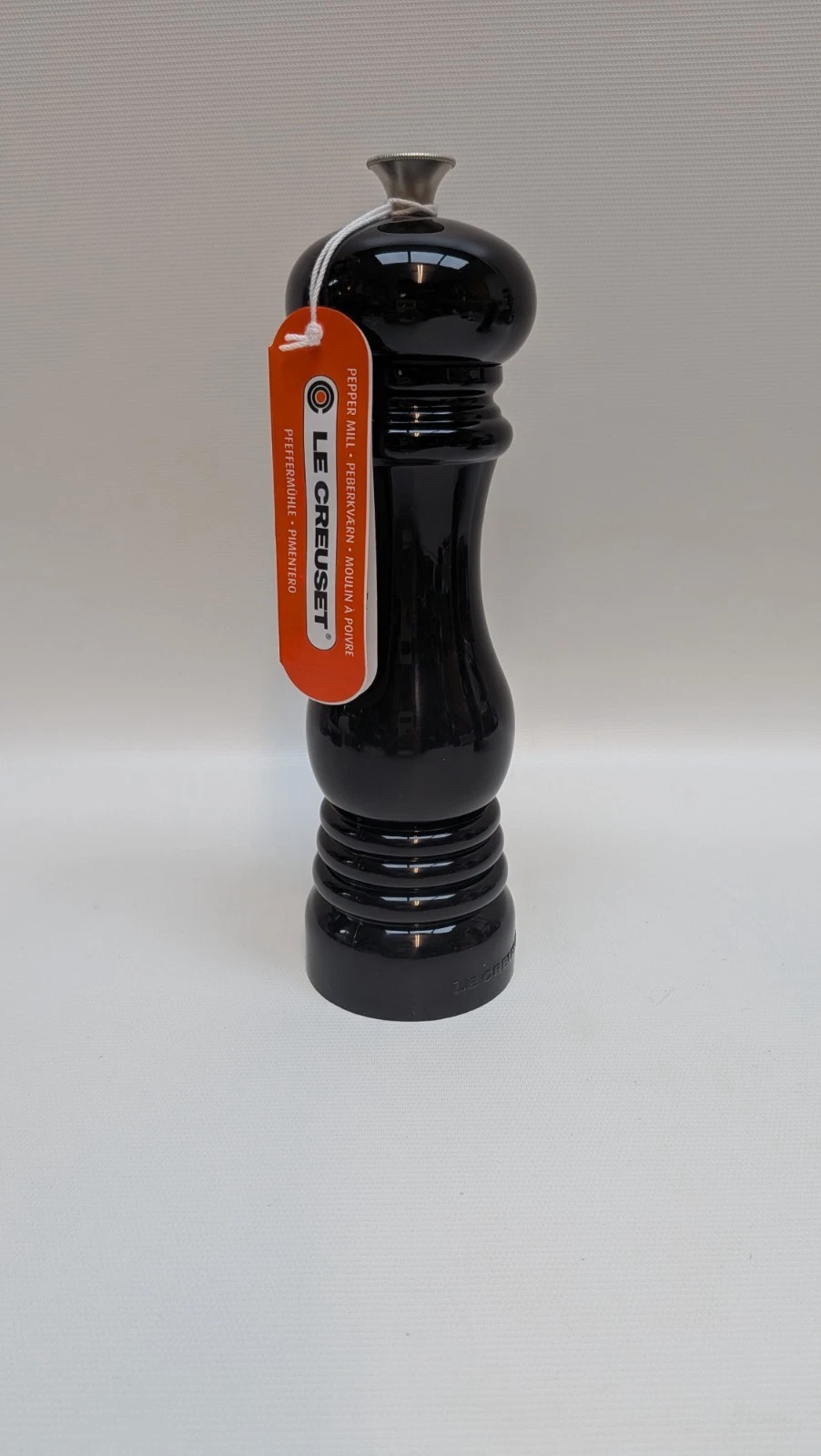 LE CREUSET Pepper Mill Grinder 21cm - Black
Opens in a new window or tab