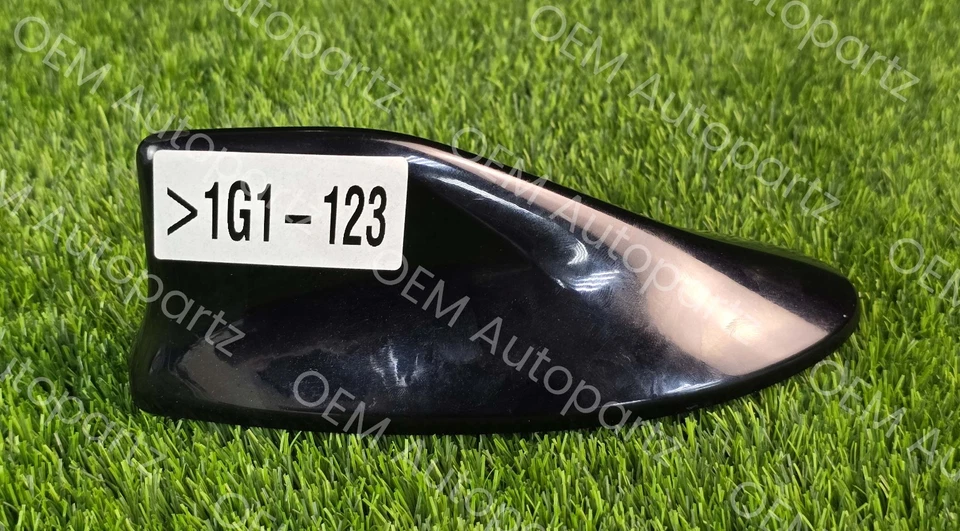 Antena de radio exterior techo Lexus GX460 2018-2022 NEGRA OEM usada: se adapta a Lexus Foto 3 de 4