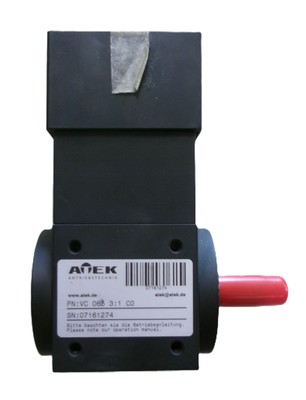 Atek Winkelgetriebe mit Motorflansch PN: VC 065 3:1 C0  SN: 07161274