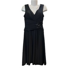 Jessica Howard Evenings Women's Black Jeweled Waist Sleeveless Dress  Size 12