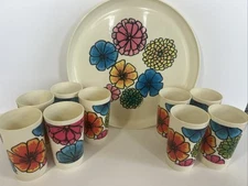 Vintage Retro Flowers Serving Tray & Cups 1969 Deka Plastics Camping Picnic