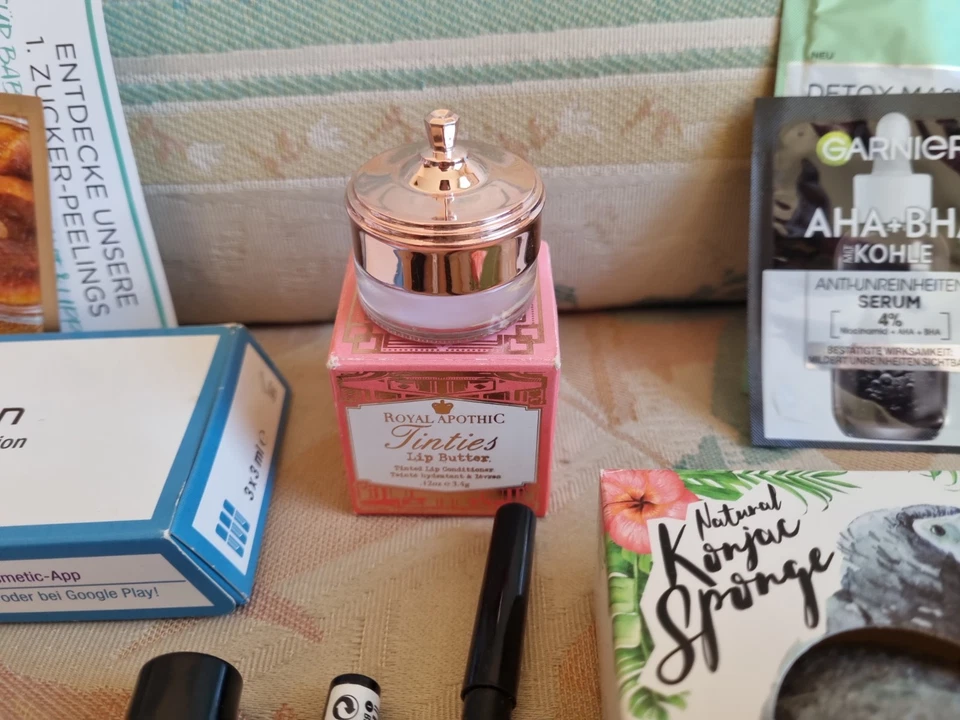 Beautypaket Beautybox Glossybox Douglas  etc. NEU - Bild 3 von 4