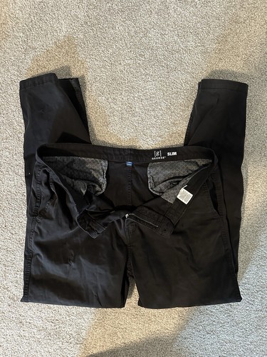 Schwarze***Hose der Marke George Slim 38x32
