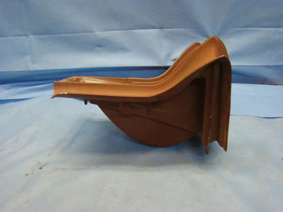 1965 Pontiac Tempest LeMans quarto traseiro externo na cauda lâmpada extensão destro GM EUA - Imagem 4 de 4