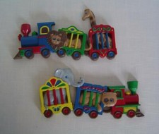 Pair CIRCUS TRAIN Burwood Products Wall Plaques Nursery Childs Room Plastic NICE