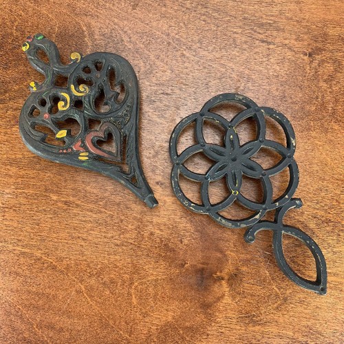 Pair of Vintage WILTON Cast Iron Trivets Country Cabin Decor eBay