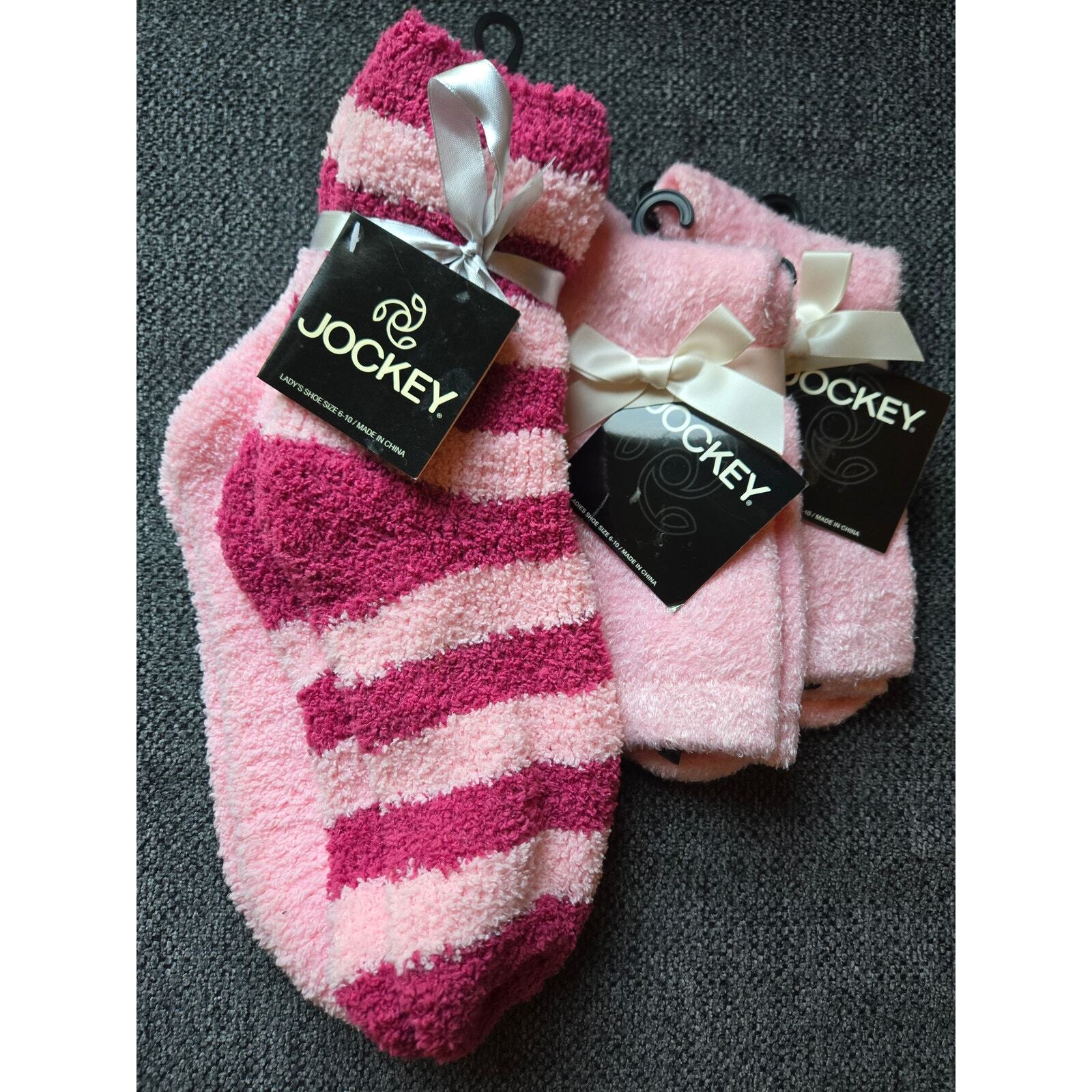4 pairs of cozy Jockey socks