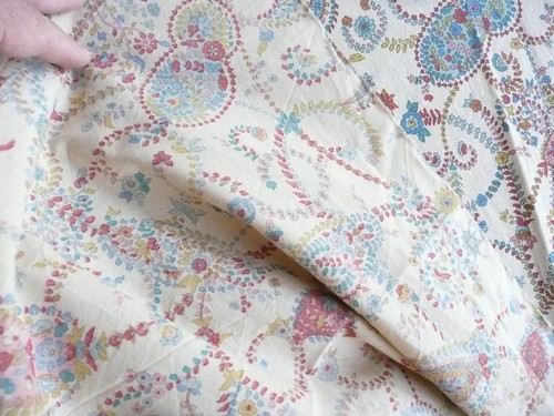 Alter Vintage Baumwollstoff geblümt hochwertig 1,24m x 2,20m - Bild 6 von 7
