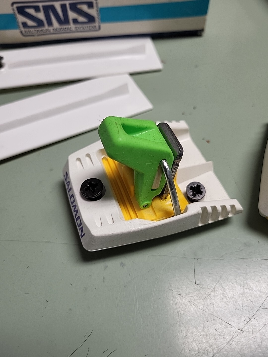 Attacchi sci di fondo vintage classici Salomon SR Junior Flex 60 come da foto E