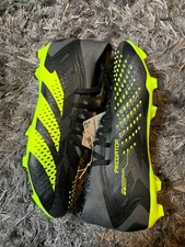 adidas Men 8.5 PREDATOR ACCURACY.2 FIRM GROUND SOCCER CLEAT Black/Yellow IG0781
