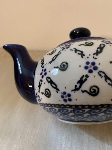 Tetera de cerámica polaca Boleslawiec con remolinos y flores azules HERMOSA 🤩 USADA EN EXCELENTE ESTADO - Imagen 16 de 24