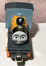 DASH Thomas & Friends Take N’ Play Dash Metal Train Engine 2010 Mattel
