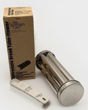 VTG Pampered Chef Scalloped Bread Tube & Measuring Spoon Baking Mixed Lot(2)