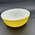 Vintage PYREX #404 Yellow Primary Color 4 QT Large Mixing Nesting Bowl NICE!