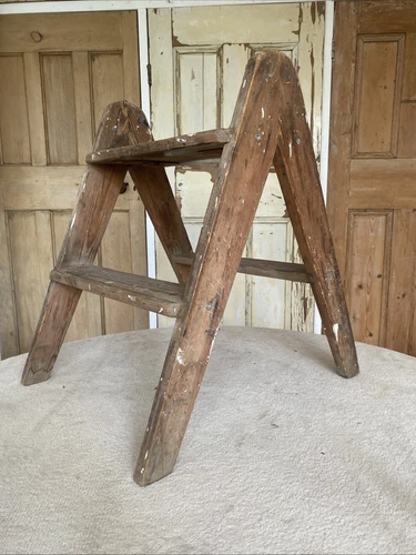 Vintage Pine Wooden Step Ladder Short 1 Step And Platform