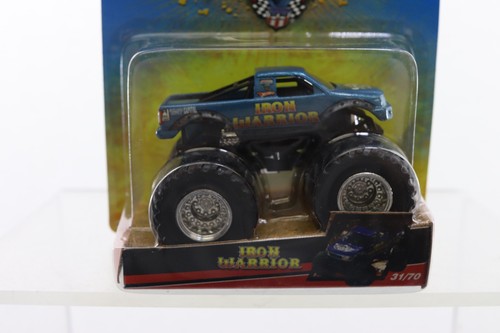 Hot Wheels 1:64 Scale Monster Jam • Iron Warrior Monster Truck 31/70 New 2007 - Picture 2 of 4