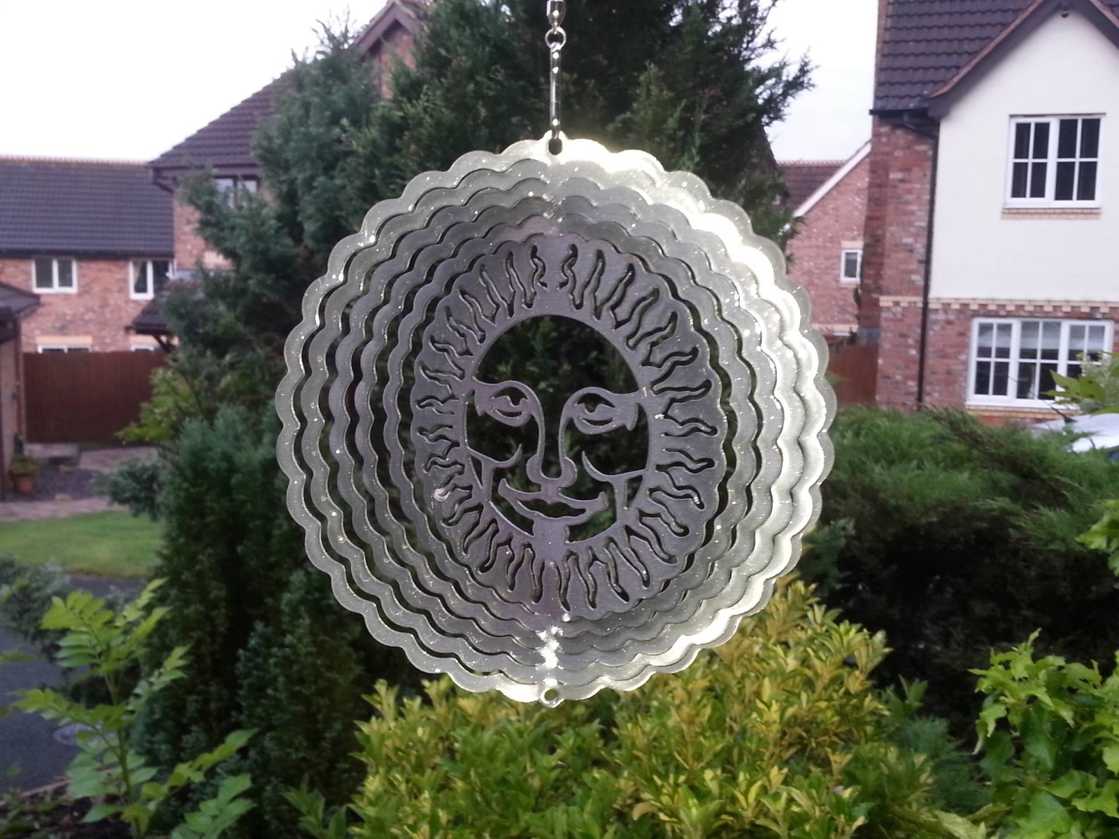 6""/15cm SILVER SUNBURST Iron Stop WIND SPINNER + Swivel Hook Sun Catcher Garden
