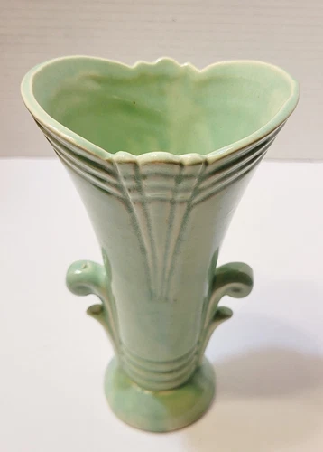 Vintage Brush Pottery Light Green Art Deco 7" Vase #544