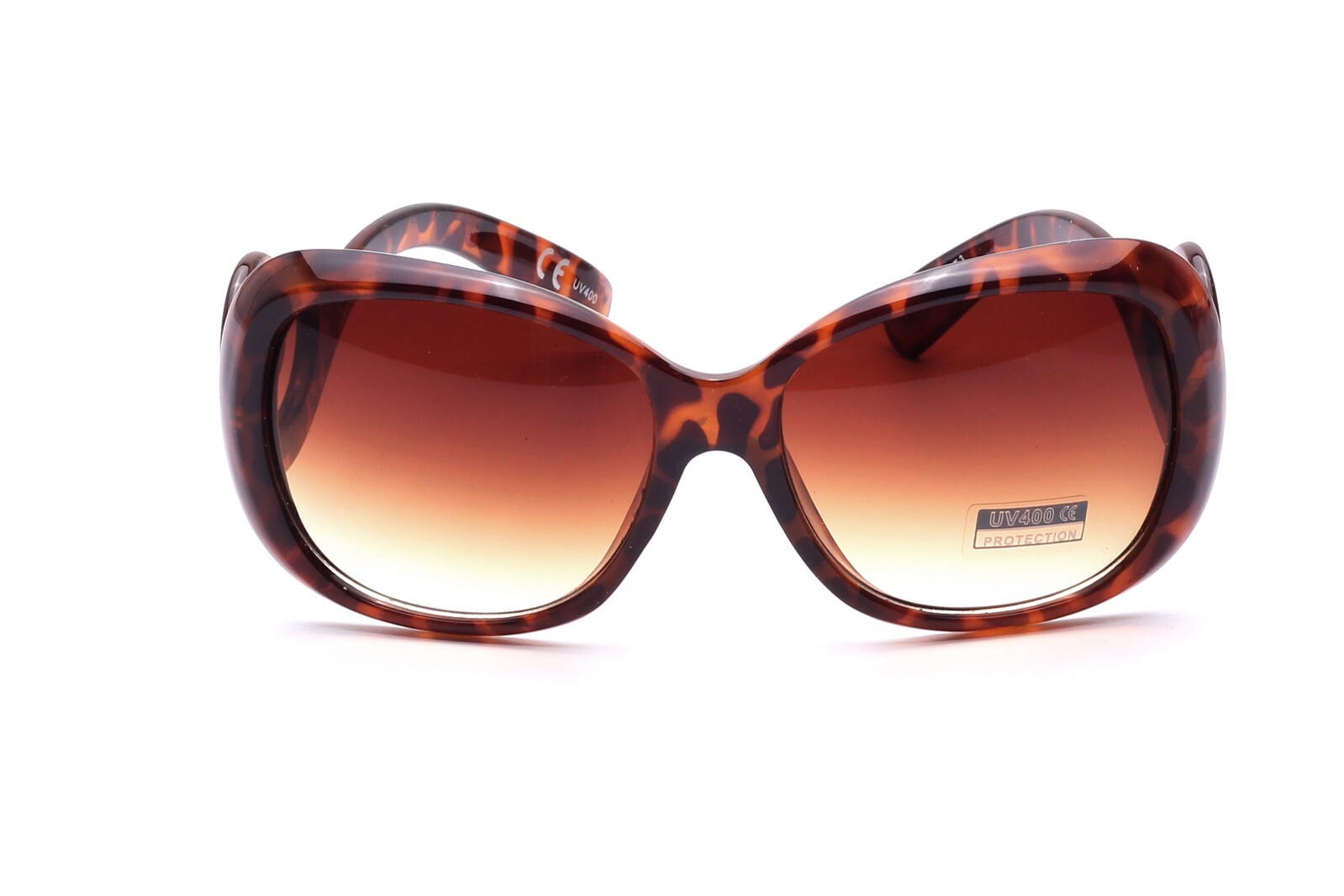 Люстра предназначенная для продажи на рынке мебели в Бюгельне B11 8590₽