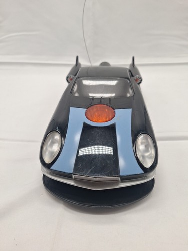 Disney/Pixar The Incredibles Incredimobile RC Car For Parts/Repair No Remote - Picture 2 of 10