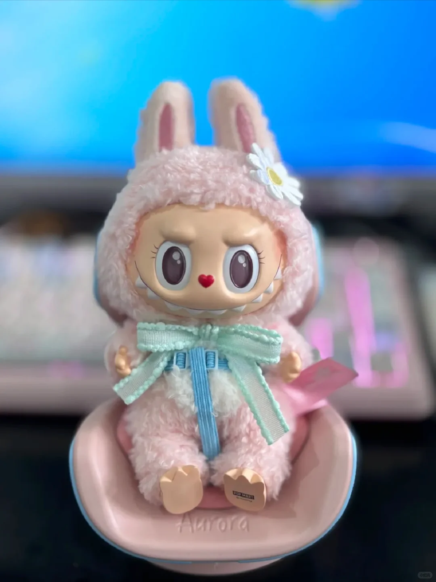 POP MART Lovely Pink Labubu MOKOKO Close to sweet 17cm