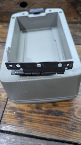 02 03 04 2002 Nissan Xterra Front Center Console Armrest Lid Sage 969108Z800 - Picture 11 of 17