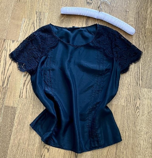 Women Laura Ashley Shirt Black Silk 38 / M / 46