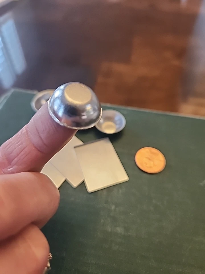 Lote de utensilios para hornear T&E Brownawell vintage escala 1:12 - hojas para hornear y cuencos mezcladores Foto 3 de 4