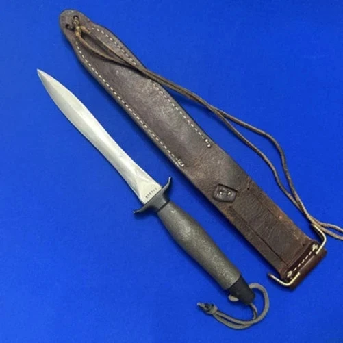 Vietnam De Colección GERBER MARK II~1968~Serie #006755 Empuñadura Lengua Gatos CT2 ¡AHORRA $500! Foto 3 de 4