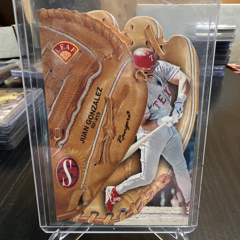 Leaf 1997 Juan Gonzalez Stat. Standout Die-Cut Serial #2 of 15 Rangers 473/1000