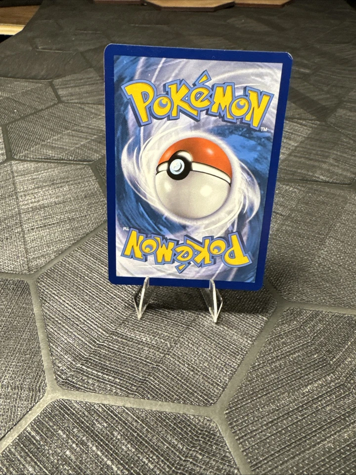 Eevee SWSH127 SWSH: Sword & Shield Promo Cards Holo - Image 4 of 4